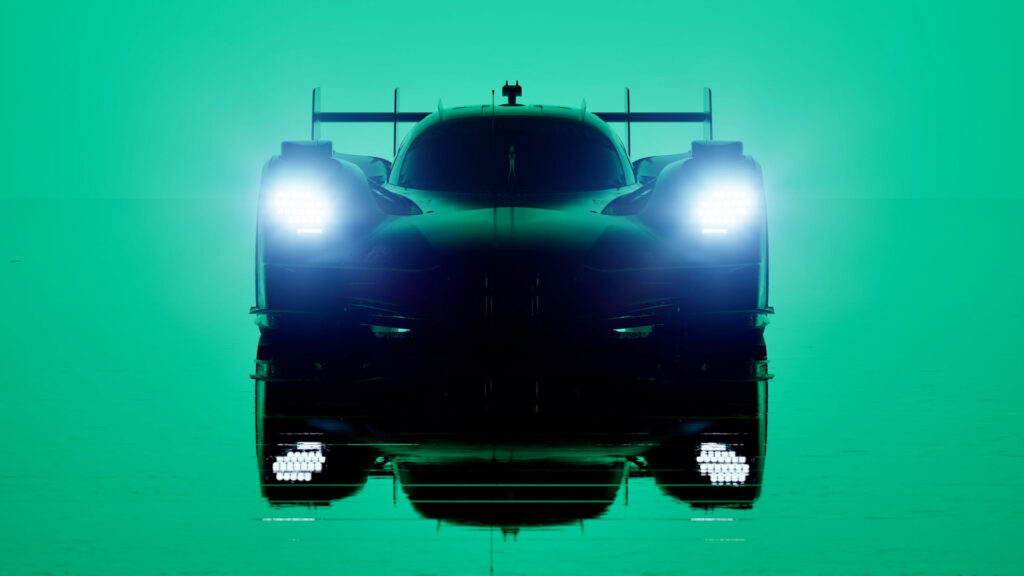 Aston Martin Valkyrie AMR-LMH teased for Rennsport
