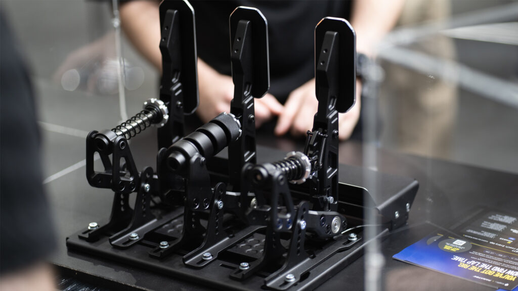 Fanatec ClubSport Pedals V4 03